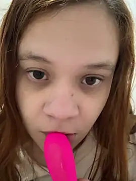 ruivinhadancer online show from June 25, 2026, 3:50 am
