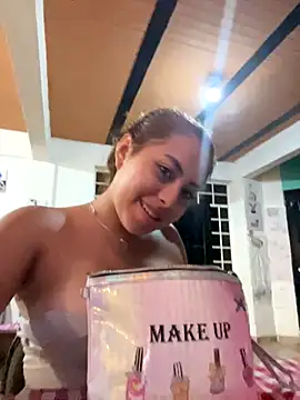 Emily Joee online show from October 22, 2025, 3:29 am