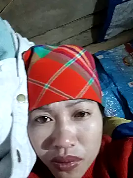 -Paige- online show from November 29, 2025, 8:12 pm