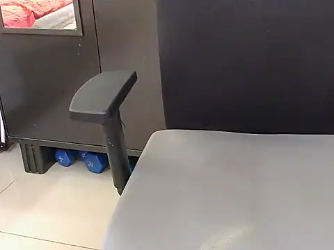 Snapshot of mpl_sub4 chatting on November 28, 2025, 6:16 am mpl sub4 online show from November 28, 2025, 6:16 am