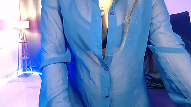 Rashiii  online show from April 19, 2026, 3:33 pm