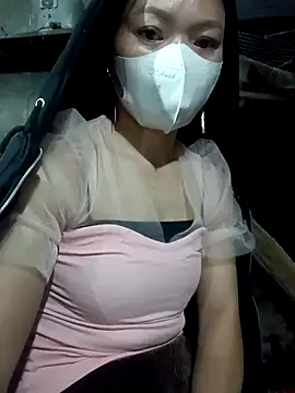 nat-tri online show from November 4, 2025, 9:58 pm