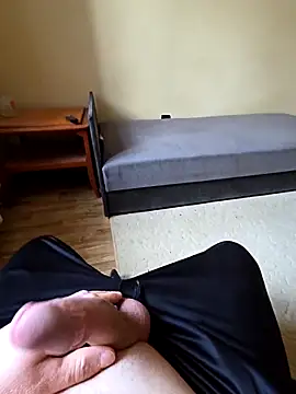 debrbi37 online show from February 14, 2026, 9:06 am