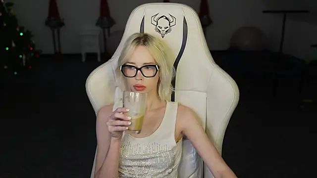 Jessica start online show from December 18, 2025, 11:16 am