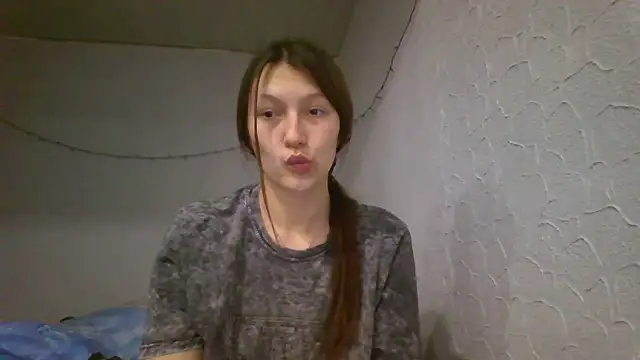 Snapshot of luna_tt chatting on January 18, 2026, 7:39 pm luna tt online show from January 18, 2026, 7:39 pm