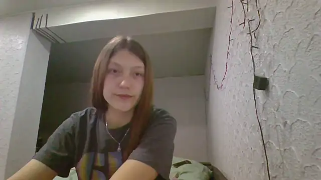 Snapshot of luna_tt chatting on March 7, 2026, 5:21 pm luna tt online show from March 7, 2026, 5:21 pm