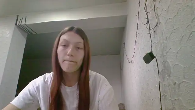 Snapshot of luna_tt chatting on March 9, 2026, 3:27 pm luna tt online show from March 9, 2026, 3:27 pm