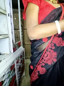 JYRR25 online show from April 10, 2026, 4:12 pm