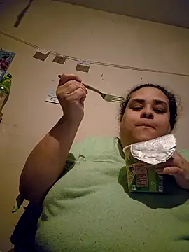 BigBusty VoluptuousMilfX online show from December 17, 2025, 9:21 pm