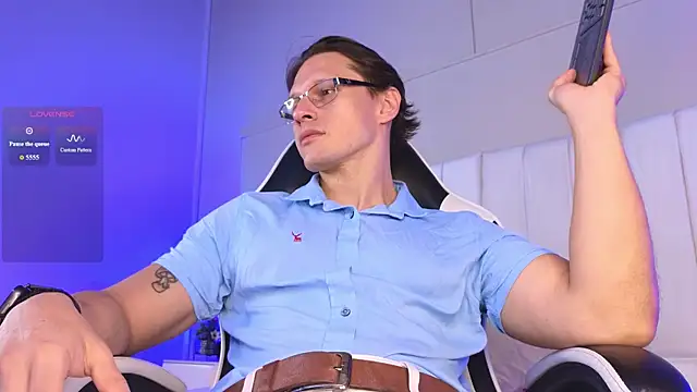 Justin valverde online show from January 11, 2026, 3:33 am