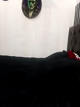 impia-69 online show from November 4, 2025, 4:17 pm