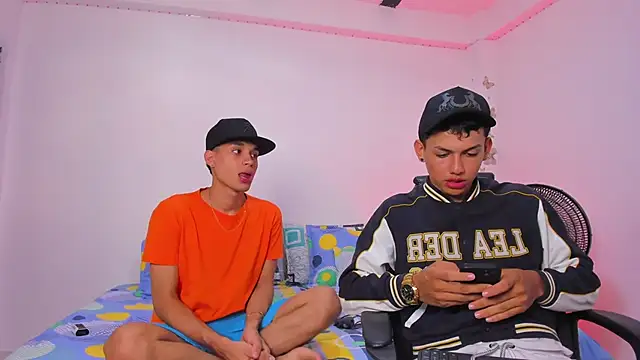 Snapshot of Axel_Cody_ chatting on November 22, 2025, 7:35 pm Axel Cody online show from November 22, 2025, 7:35 pm