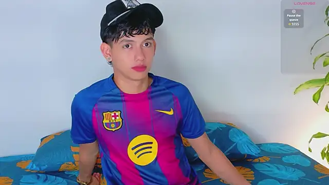 Snapshot of Axel_Cody_ chatting on June 19, 2026, 1:21 am Axel Cody online show from June 19, 2026, 1:21 am