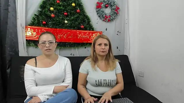 lesb milf online show from December 16, 2024, 4:49 pm