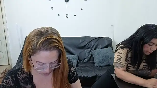 lesb milf online show from April 21, 2026, 6:23 pm