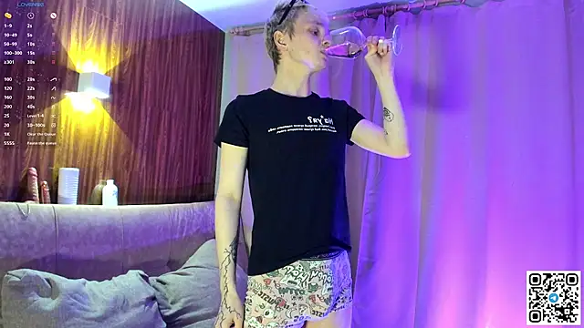 Logan mett online show from April 13, 2026, 4:56 pm