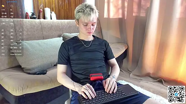Snapshot of Logan_mett chatting on April 27, 2026, 3:10 pm Logan mett online show from April 27, 2026, 3:10 pm