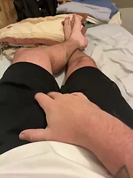 creamydeluxe online show from November 4, 2025, 1:32 pm