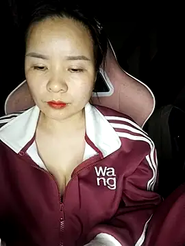 Listen-ly online show from November 12, 2025, 2:50 pm