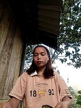 Nguyet2k4 online show from December 19, 2025, 1:34 am