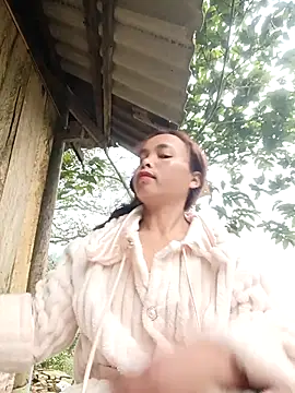 Nguyet2k4 online show from January 14, 2026, 1:33 am