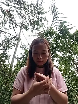 Nguyet2k4 online show from February 11, 2026, 12:04 am