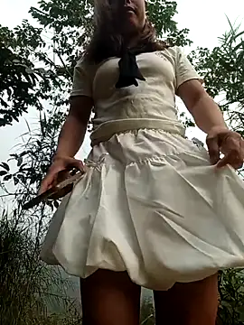 Nguyet2k4 online show from March 19, 2026, 12:36 am