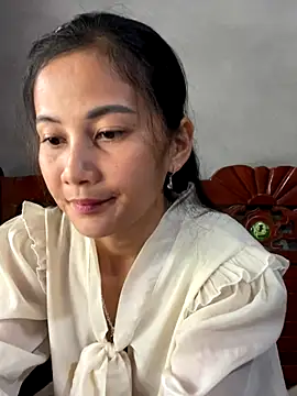 Miss-World00 online show from November 12, 2025, 2:12 am