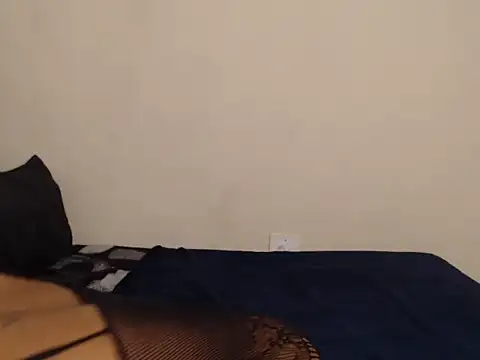 freaky-Mikie online show from November 6, 2025, 7:53 am