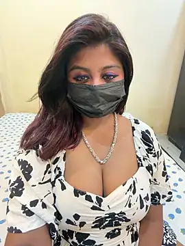 Snapshot of payal_mittal chatting on May 11, 2026, 6:05 pm payal mittal online show from May 11, 2026, 6:05 pm