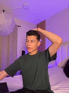 Snapshot of FireGuy_99 chatting on February 13, 2026, 1:07 pm FireGuy 99 online show from February 13, 2026, 1:07 pm