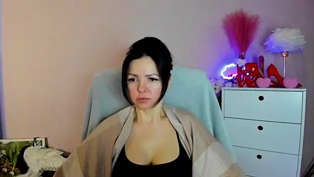 Mollybloom40 online show from March 26, 2026, 7:58 am