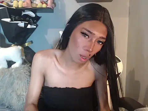 Yourasianbabyemma online show from November 11, 2025, 8:20 pm