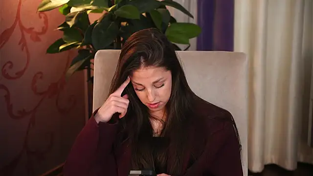 Snapshot of JohannaCharlon chatting on October 15, 2025, 12:27 pm JohannaCharlon online show from October 15, 2025, 12:27 pm
