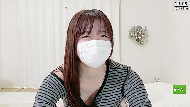 Snapshot of rei-chan chatting on December 18, 2025, 10:10 am rei-chan online show from December 18, 2025, 10:10 am