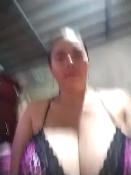 Cristal-sm online show from November 23, 2025, 1:27 am