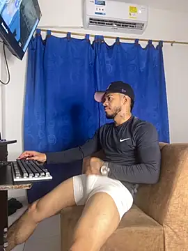 Kylian Alessandro online show from November 18, 2025, 12:16 am