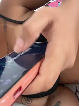 jasmyn0088 online show from December 2, 2025, 4:24 pm