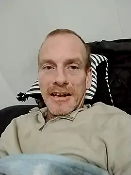 Wolfsexass online show from October 24, 2025, 2:52 am