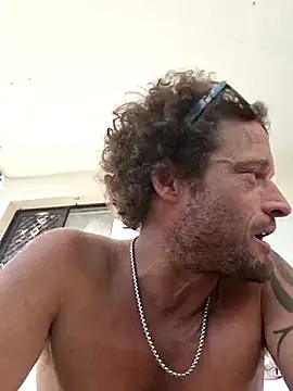 shainnfk online show from October 20, 2025, 6:36 am