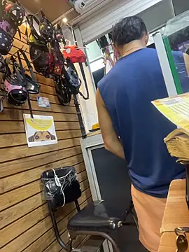 Leonardmoppet online show from December 20, 2025, 12:07 am