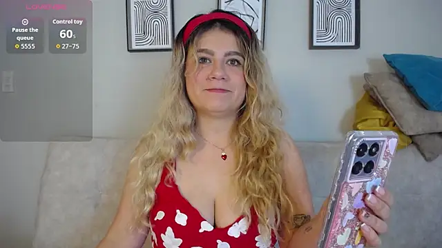 Sweet Bella Valery online show from January 11, 2026, 10:48 pm