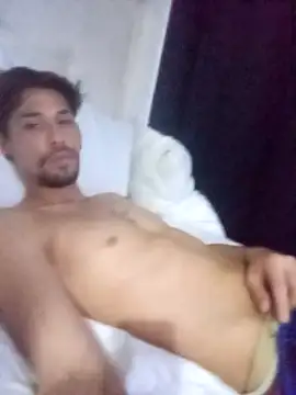 MaxHuston online show from February 9, 2026, 5:33 am