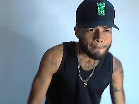 AXionX online show from December 3, 2025, 1:42 pm