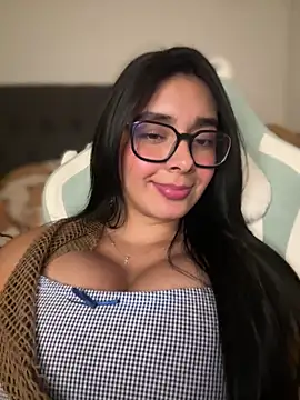 MiaSofia   online show from April 11, 2026, 7:45 am