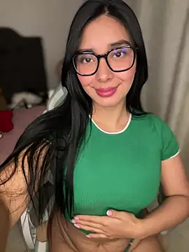 MiaSofia   online show from April 16, 2026, 4:46 am