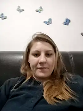 SandyCassie online show from November 11, 2025, 5:18 am