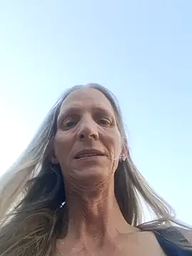 Snapshot of Cheryl_F chatting on May 1, 2026, 5:17 pm Cheryl F online show from May 1, 2026, 5:17 pm