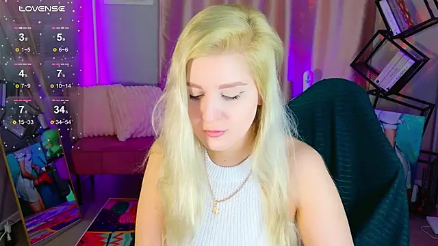 cold blondie online show from May 18, 2026, 5:46 am