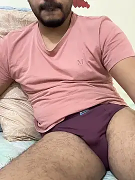 Handsome8677 online show from February 14, 2026, 7:27 am